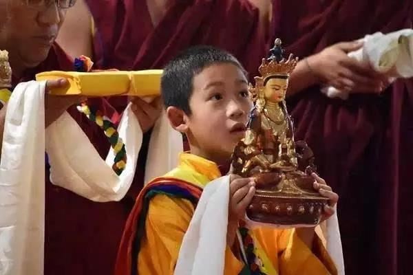 招桃花的房间布局 提升我们桃花运势的方法