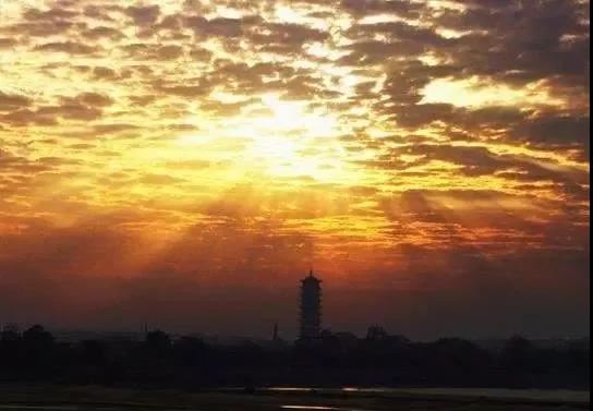 诵读超度亡魂的佛经 秉持慈悲之心 超度亡魂