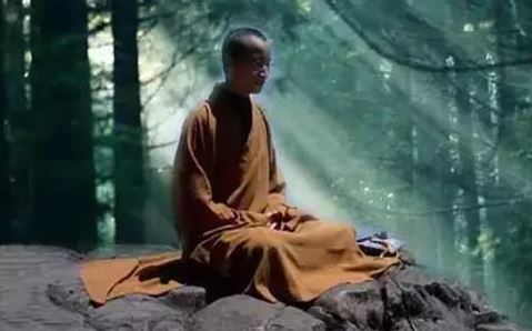 在特殊节日 如何暗示男人主动约你