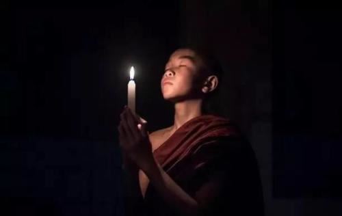 孩子有自闭症是天界童子  早早就夭折了