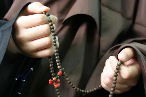 办公室时钟摆放风水很简单，注意三不行两行就可以了