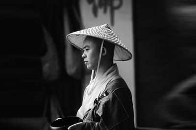 做梦梦见老公出轨是什么意思？解梦大师告诉你！