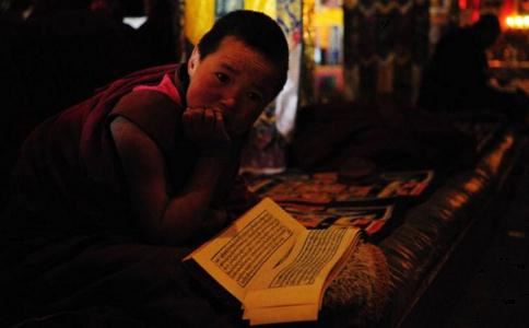 梦见自己耳朵被割了一小块,是什么预兆？