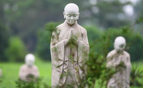 给逝者超度？怎么样给亡者回向