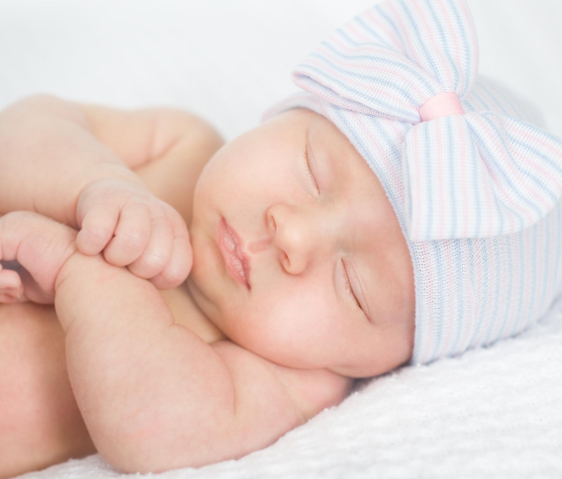 怀男宝怀女宝准妈妈身体有什么不同？皮肤变油是男宝吗？