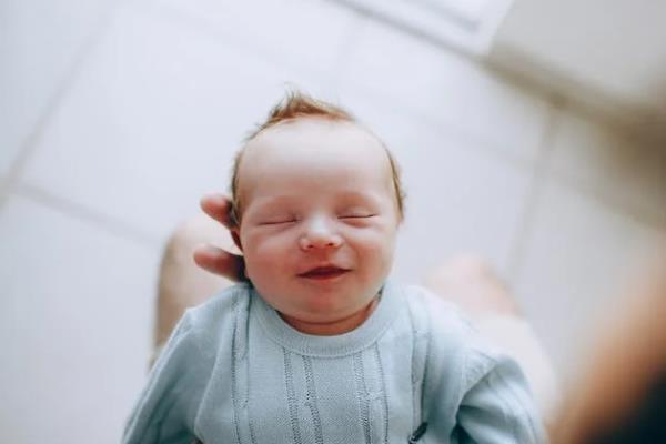 试管婴儿雌二醇高的5大表现一览，皮肤变差症状很直观