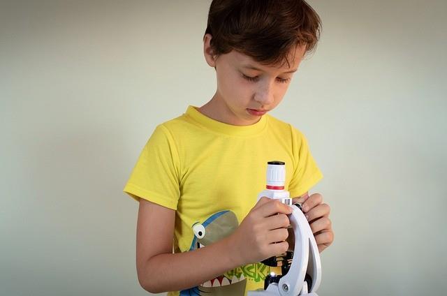 吃什么比较容易怀女孩？哪些因素会影响胎儿性别？