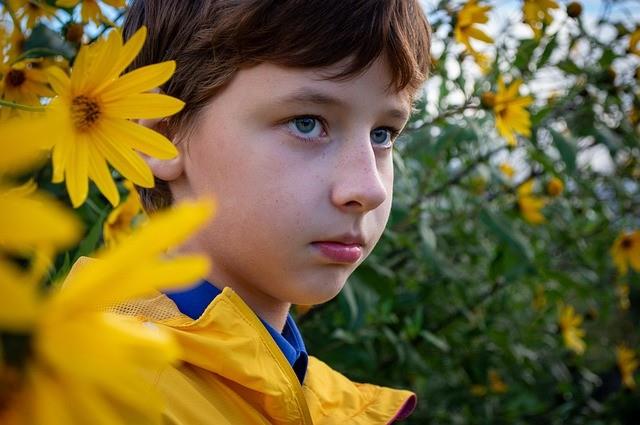 老人经常说怀孕的人男瘦头女瘦尾具体是什么意思？