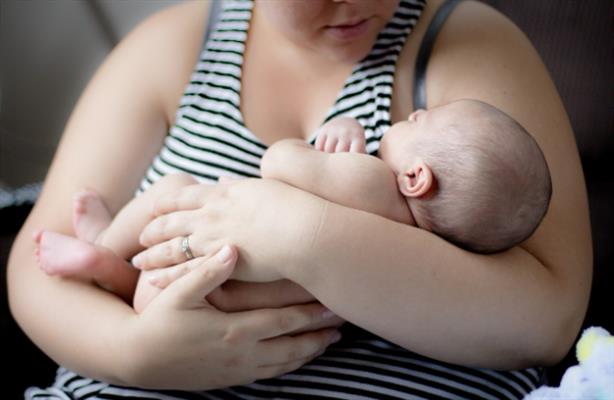 怀孕鼻子变大会生女儿吗？怀孕鼻子变大和生女儿有关吗？