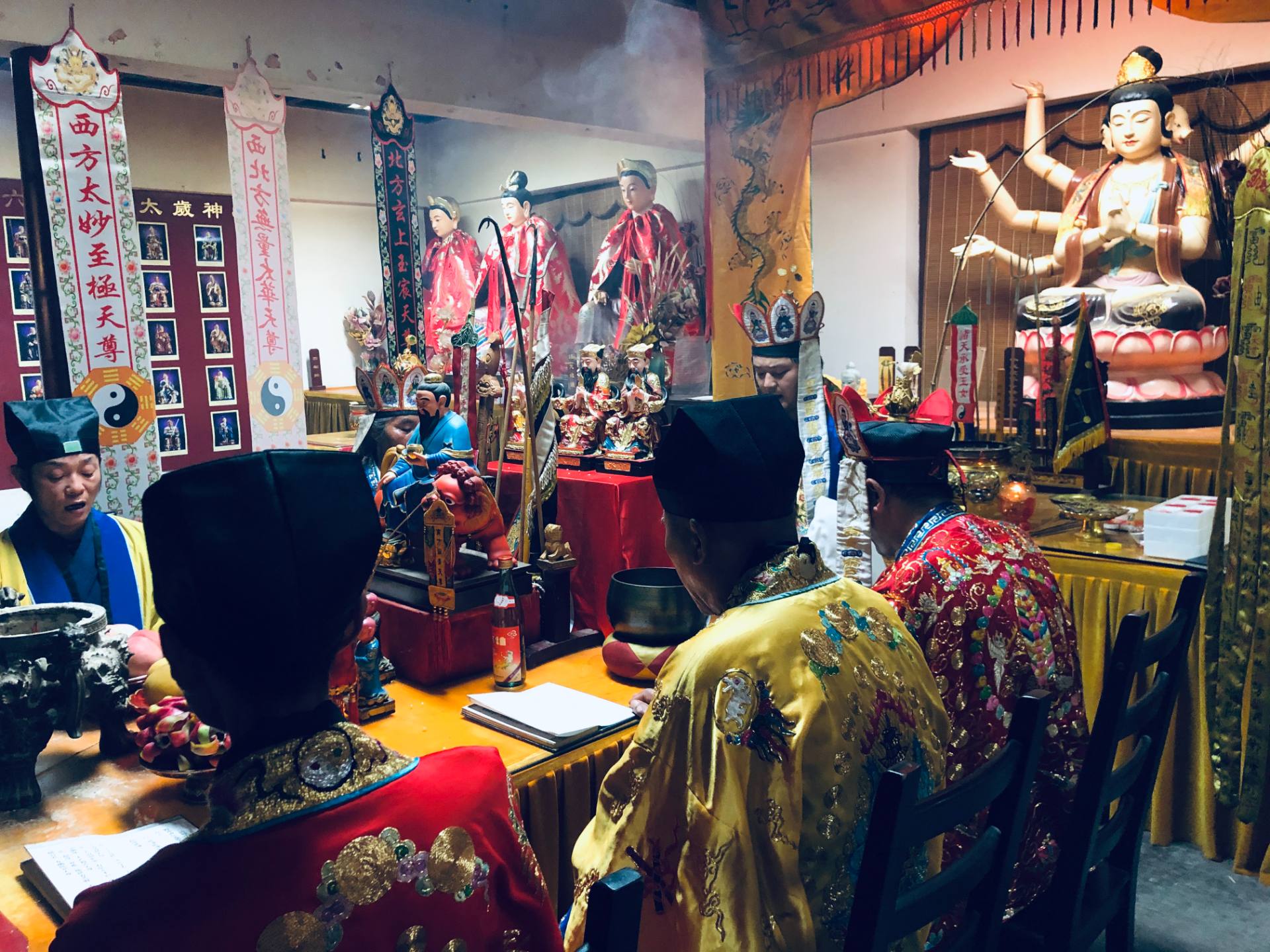 幼儿晚上睡觉噩梦连连,小心是邪灵缠身